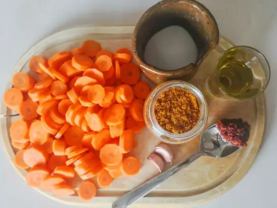 Omek Houria Spicy Carrot Salad Tunisian ingredients