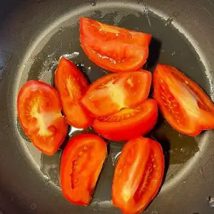 Kafteji ingredients tomato tunisia